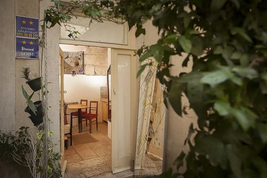 ** Guest house Apartment Dioklecian Wall Split Croatia